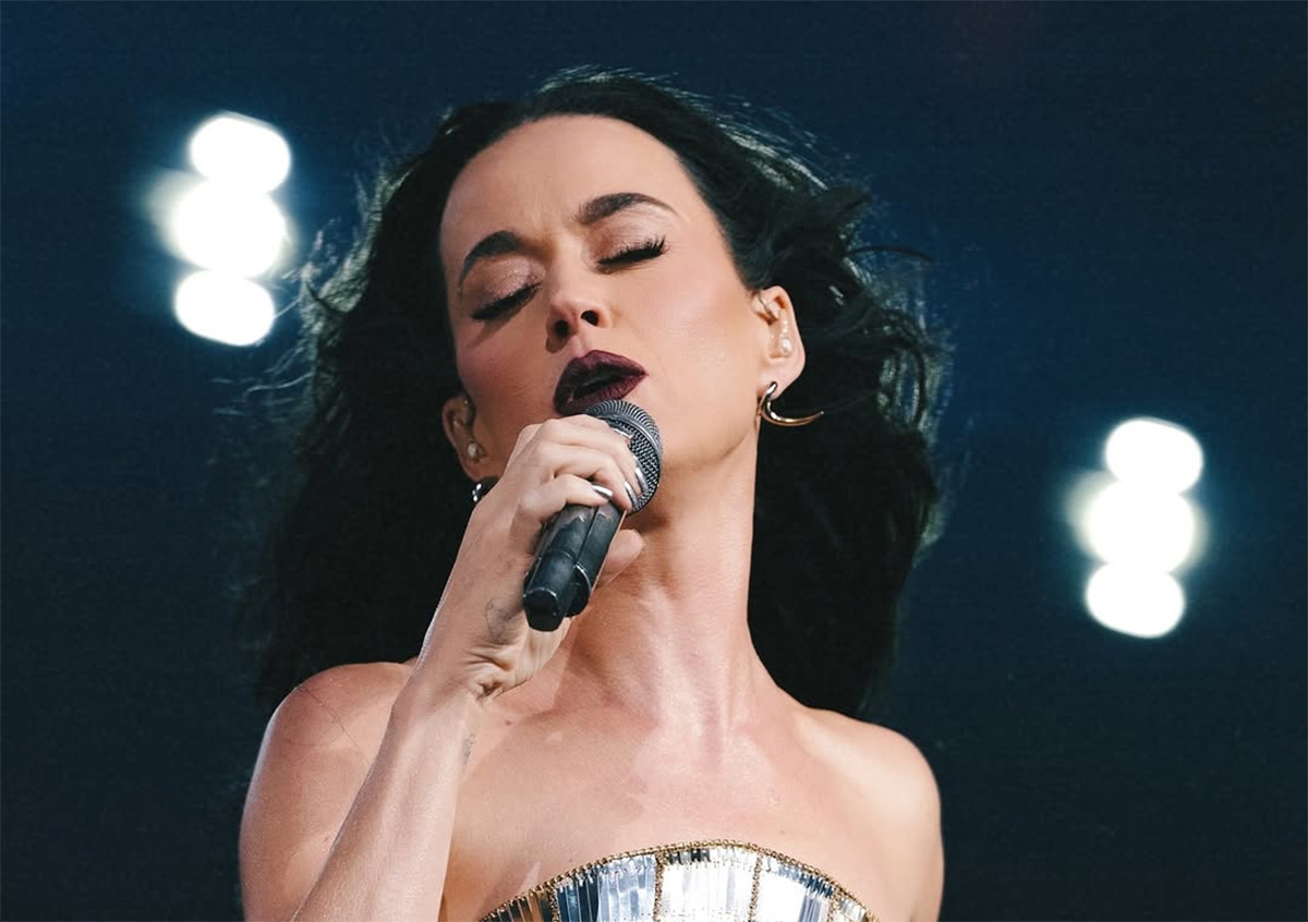 Katy Perry esgota 60 mil ingressos para shows em Paris