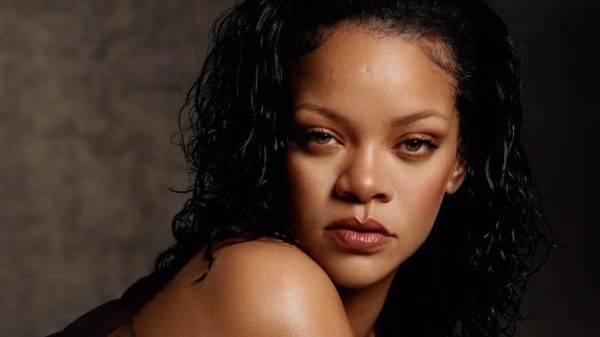 O que Rihanna realmente falou sobre ÁLBUM novo na entrevista para Harper's Bazaar