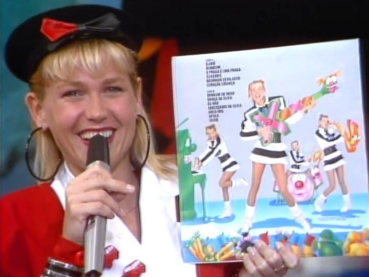 Xuxa ganha novos certificados de diamante duplo e diamante triplo