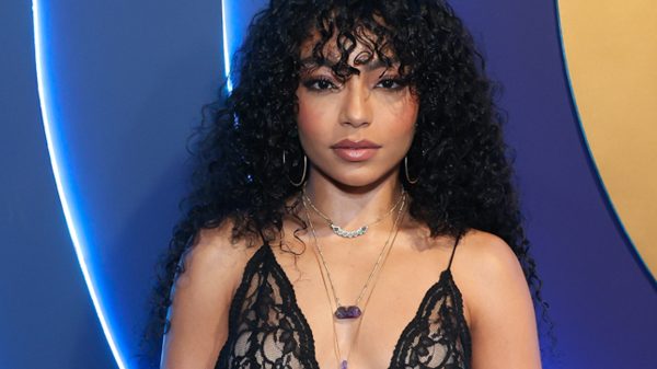 Any Gabrielly faz mistério sobre sua presença na "Reunion World Tour" do Now United