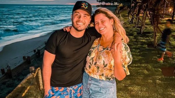 Marília Mendonça terminou com Murilo Huff por causa da mãe, diz Bruno em vídeo