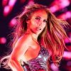 "Se você tivesse meu corpo, também usaria pouca roupa", diz Jennifer Lopez