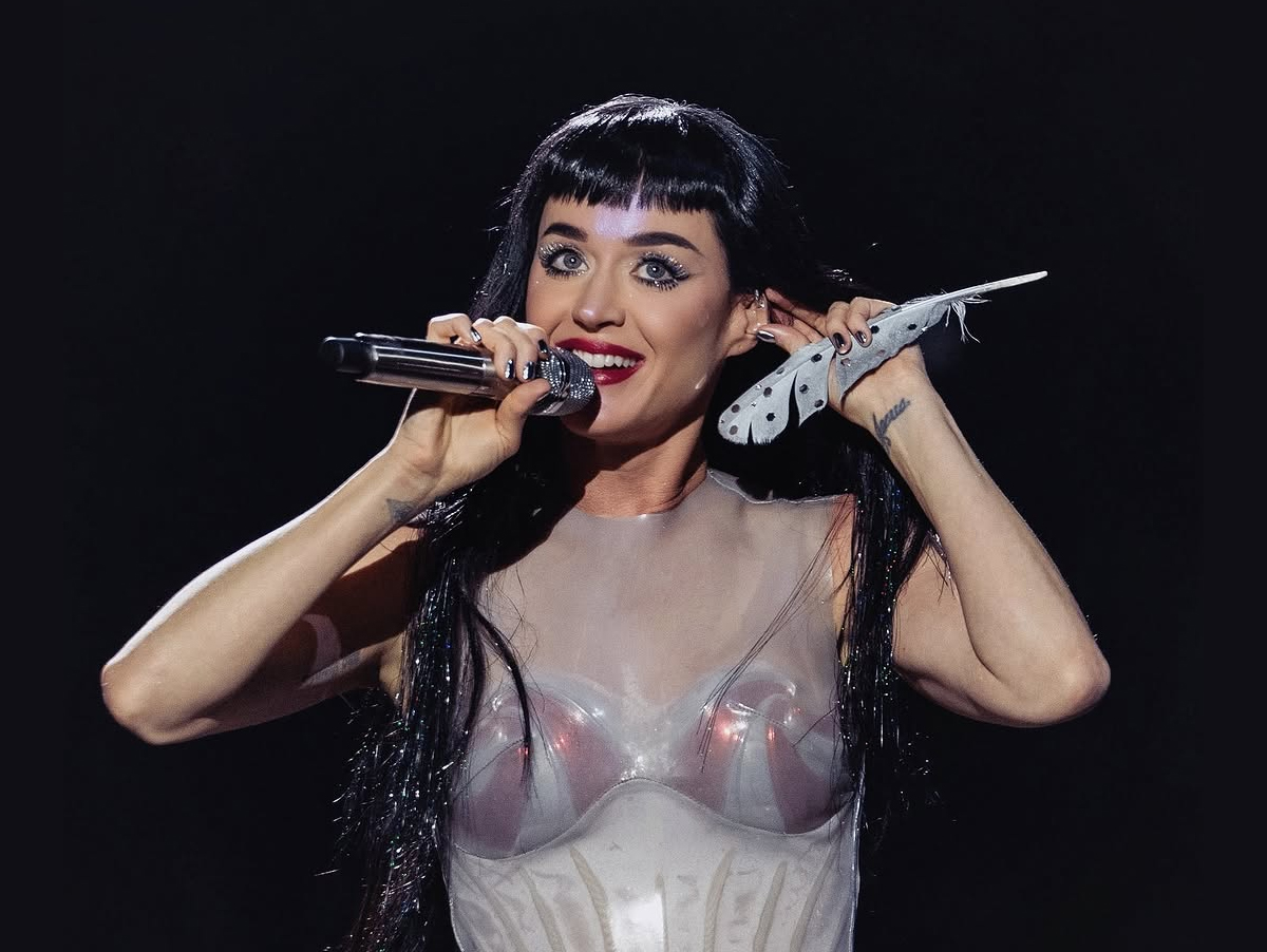 Katy Perry vai a jantar a dois com político: descubra quem!