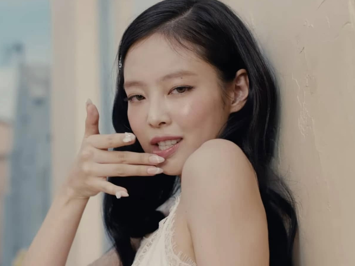 Jennie supera Jungkook e se torna artista de K-Pop com mais certificados nos EUA