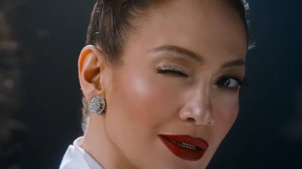 Não vai ser dessa vez! Jennifer Lopez se despede do sonho de Oscar