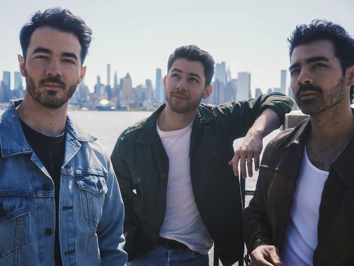 Nick Jonas revela música dos Jonas Brothers que mais o orgulha