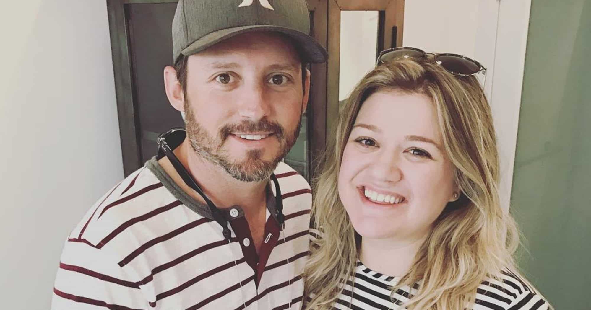 Um dia após Kelly Clarkson cancelar shows, família anuncia morte do ex-marido Brandon Blackstock
