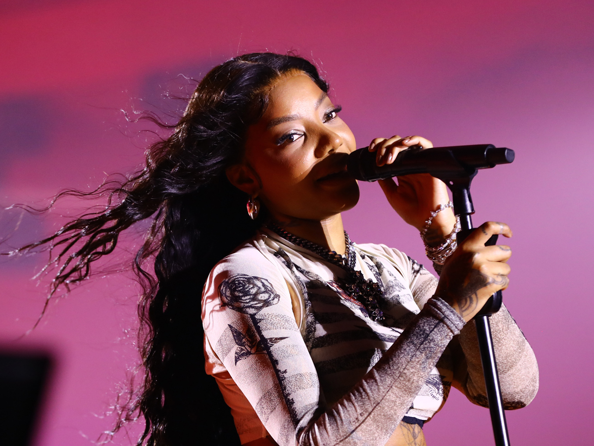 Meio bilhão! Ludmilla alcança marca com "Numanice #3 (Ao Vivo)"