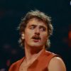 Benson Boone canta Bruno Mars, Lady Gaga, Adele e mais: veja 7 covers apresentados na turnê