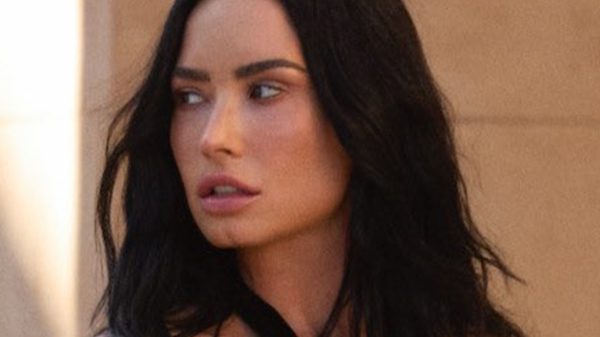 Demi Lovato revela qual sua música "raiz" favorita para cantar