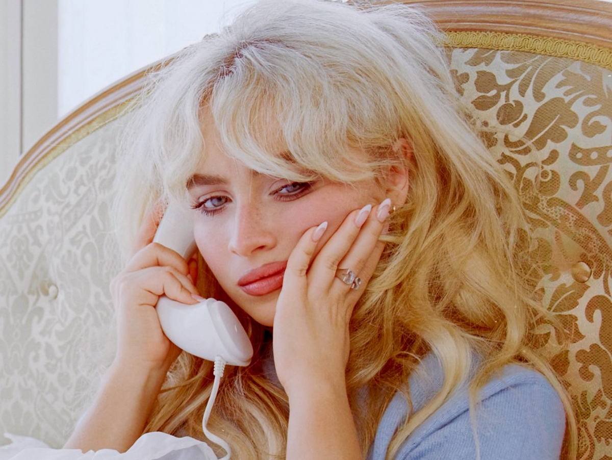 Vendeu bastante! Veja os números da 1ª semana do álbum novo da Sabrina Carpenter