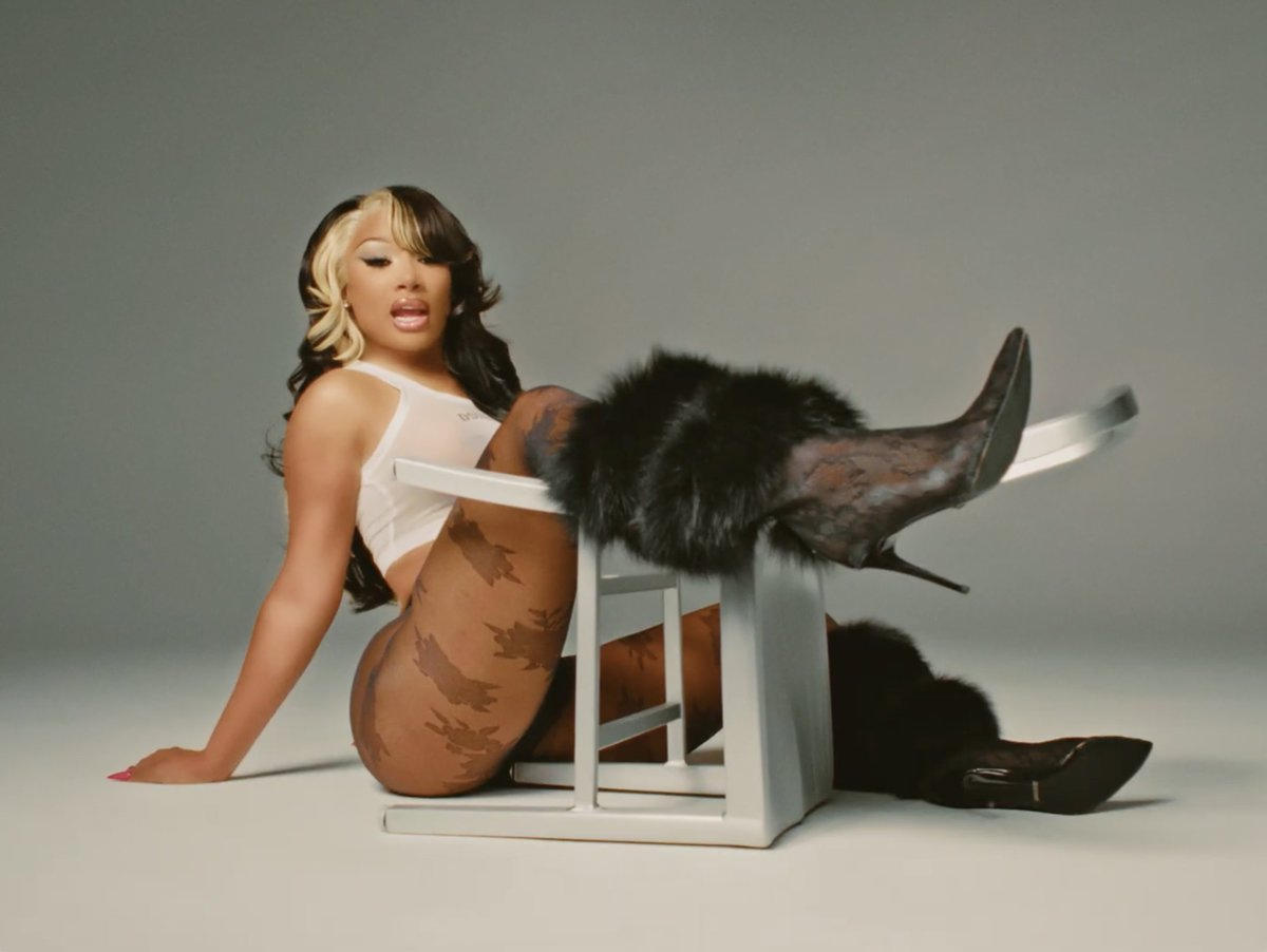 Megan Thee Stallion tem uma teoria: haters são pagos para falar mal dela