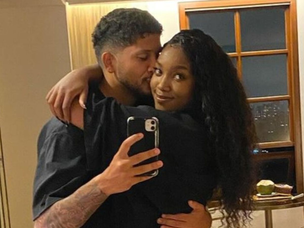 Yuri Lima nega que IZA tenha pedido que ele abandonasse o futebol