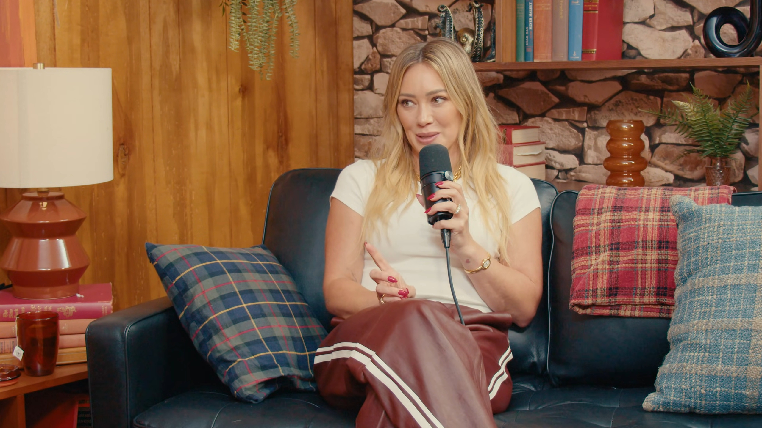 Hilary Duff sugere planos para turnê após single e álbum novos