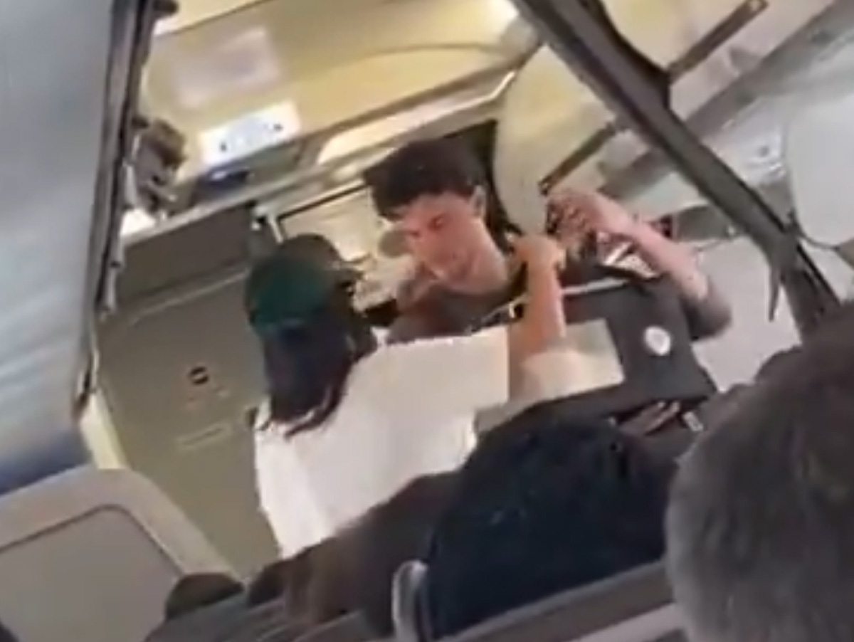 Shawn Mendes e Bruna Marquezine voam para SP após fim de semana no Rio: veja vídeo