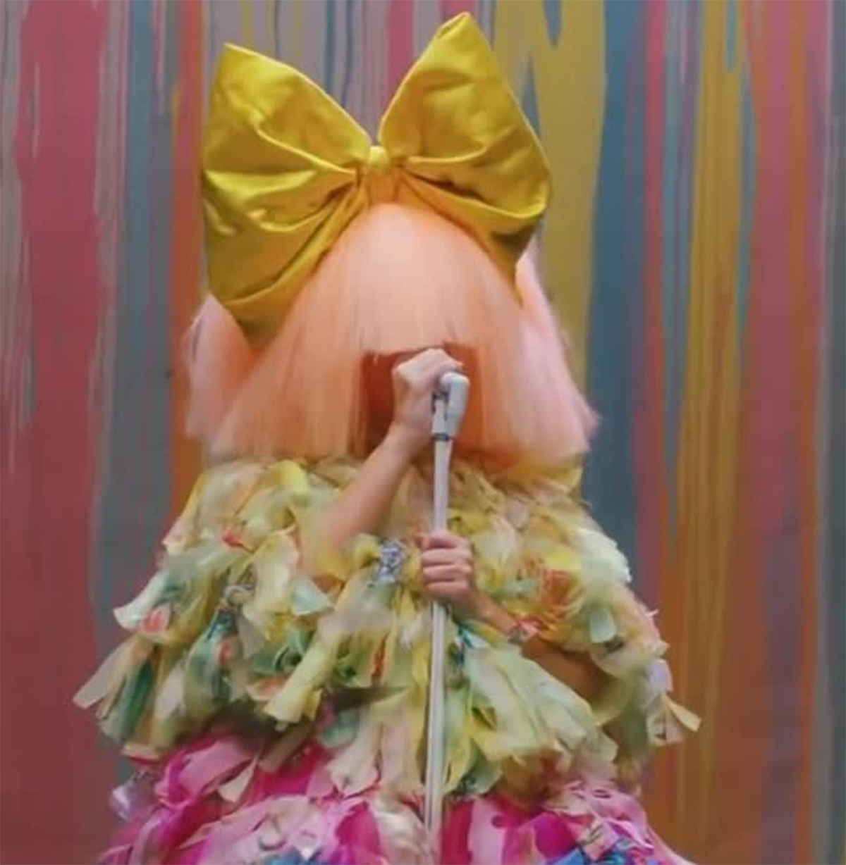 Olha quem voltou! Sia está no Top 10 global do Spotify
