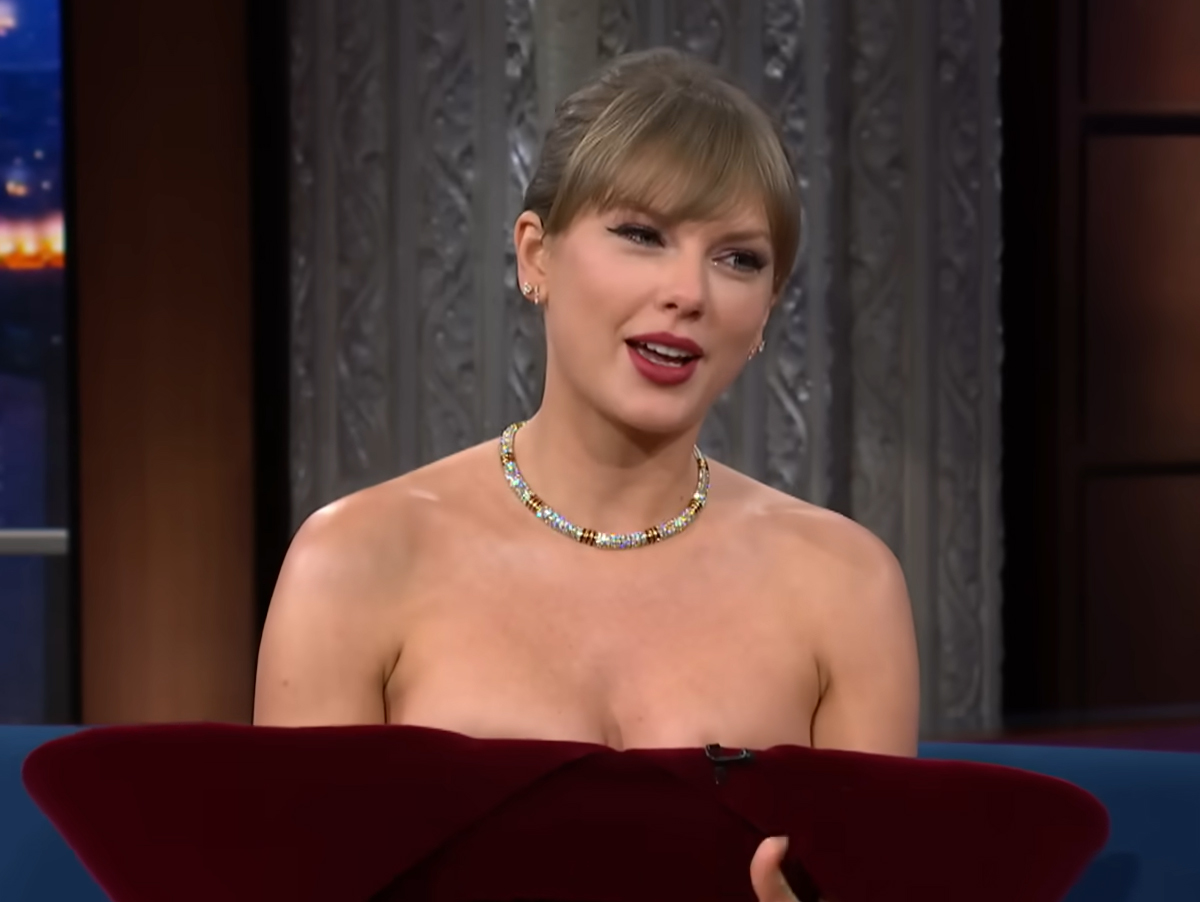 Taylor Swift revela os três famosos para quem pede conselhos