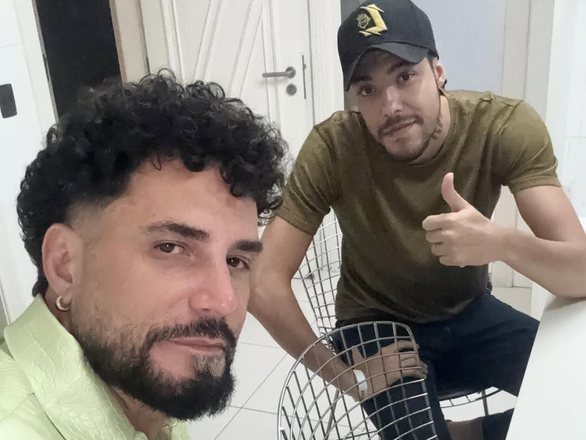 Latino comenta internação do filho e fala sobre recomeço após período difícil
