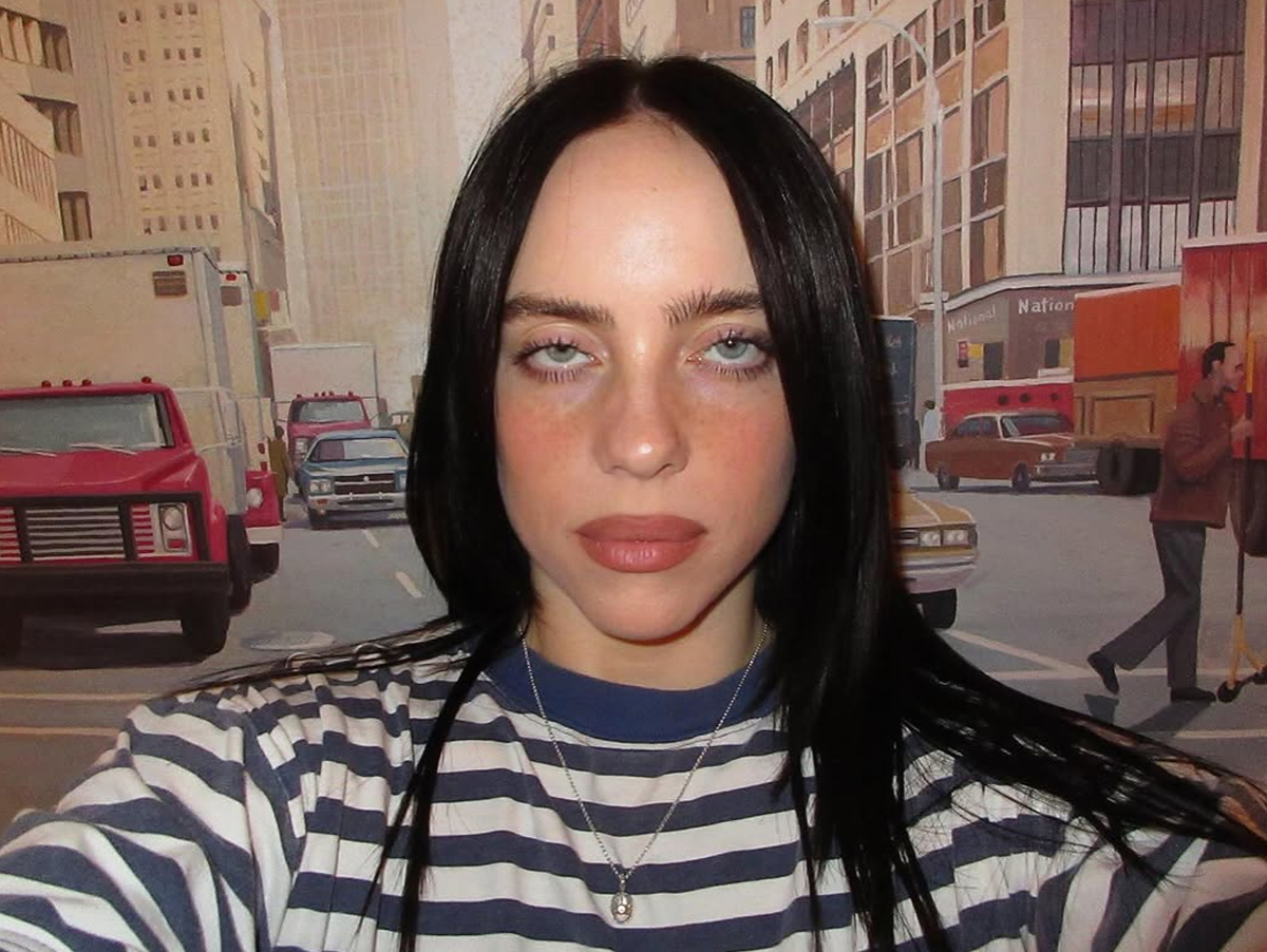 Billie Eilish critica operação do ICE ao receber prêmio de Justiça Ambiental: “Estamos vendo nossos vizinhos sendo sequestrados”
