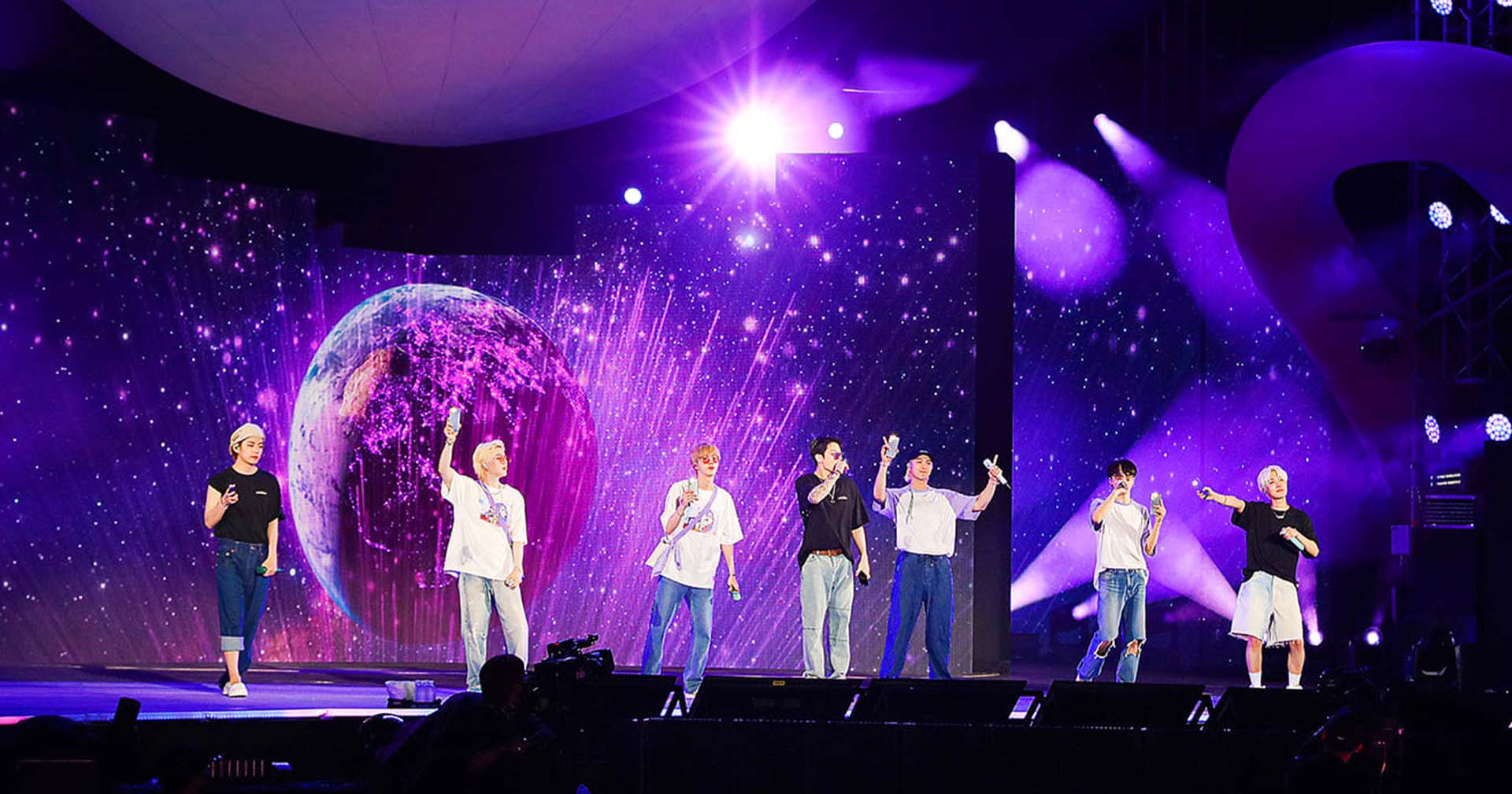 BTS World Tour: palco terá formato 360º e quatro passarelas