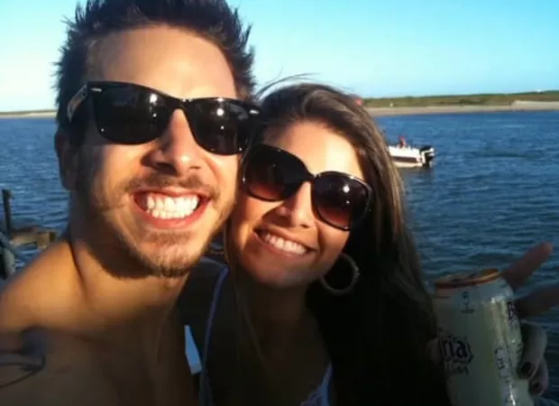 Ex-"Chiquititas" detalha affair com Junior no passado: "A química existiu"