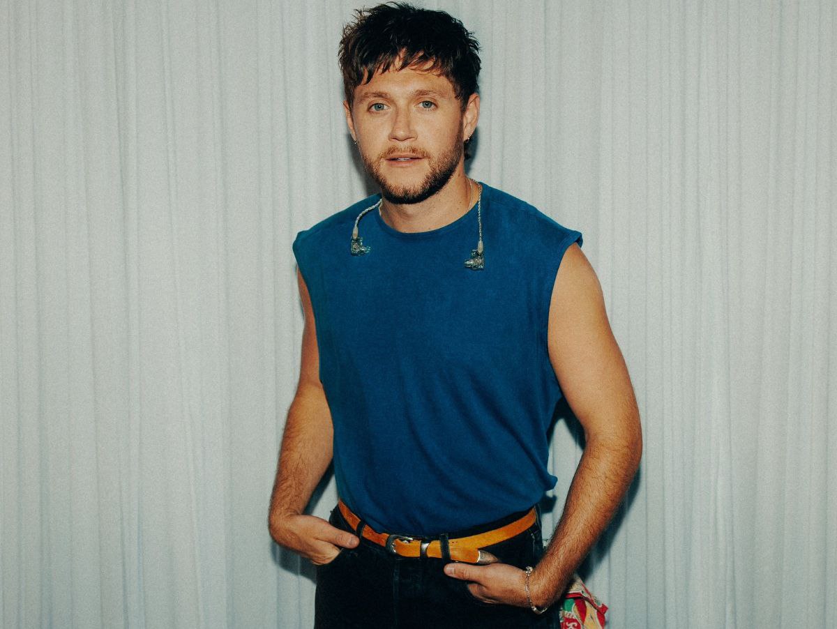  Niall Horan diz que boygroups de K-Pop não têm nada a ver com One Direction e explica o porquê