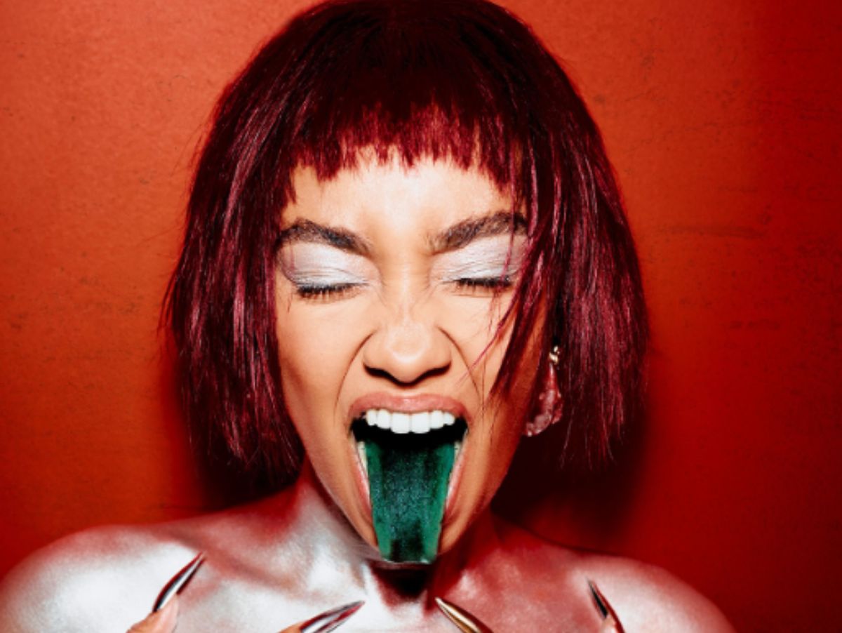 “Ideal de resiliência”: Leigh-Anne Pinnock fala sobre seu álbum, carreira solo, colaborações e Carnaval no Brasil (ENTREVISTA)