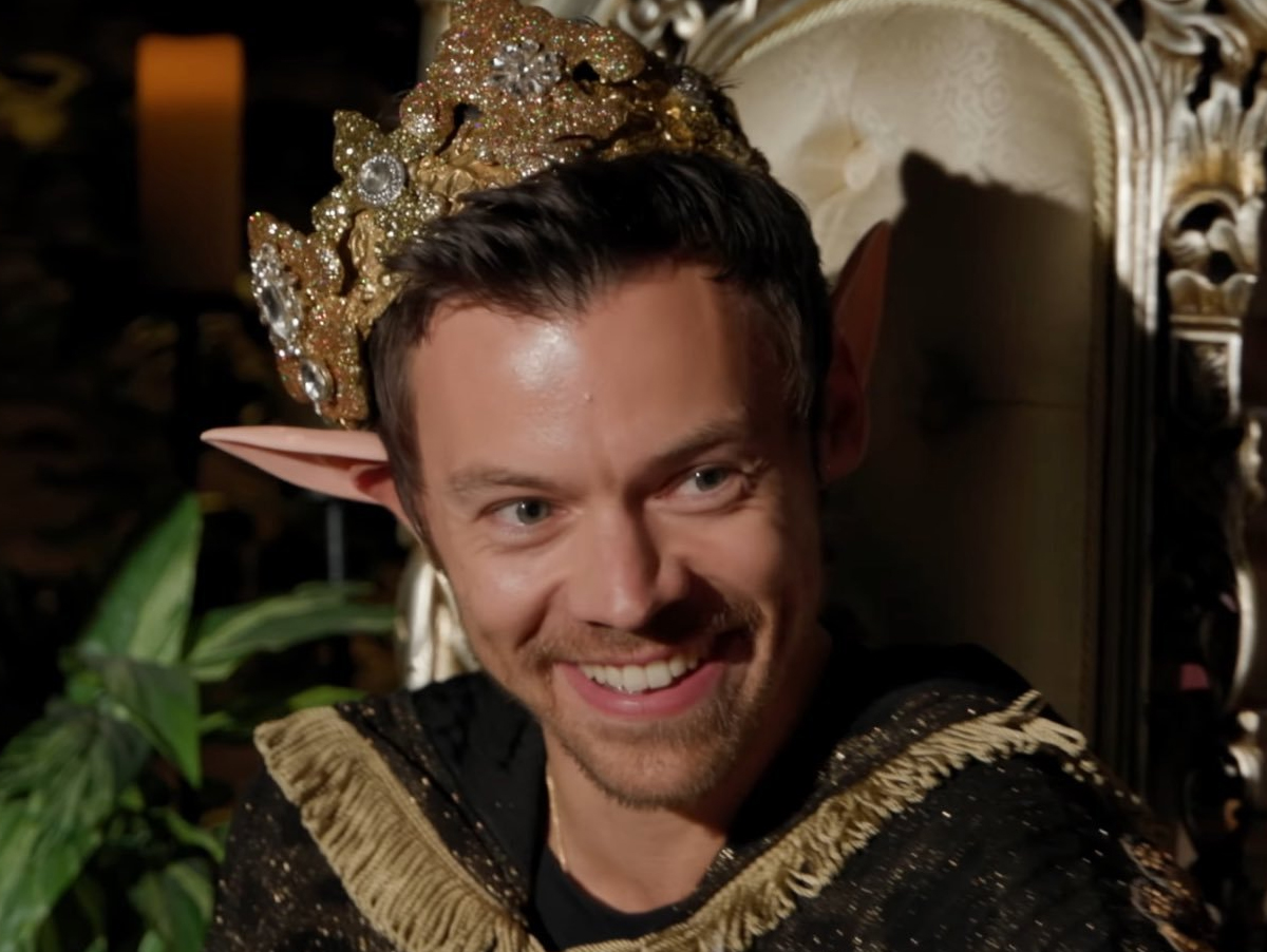 "Tinha muito medo de errar", diz Harry Styles sobre início da carreira solo