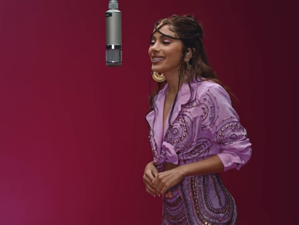 Anitta lança a versão em espanhol de "Pinterest"; assista!