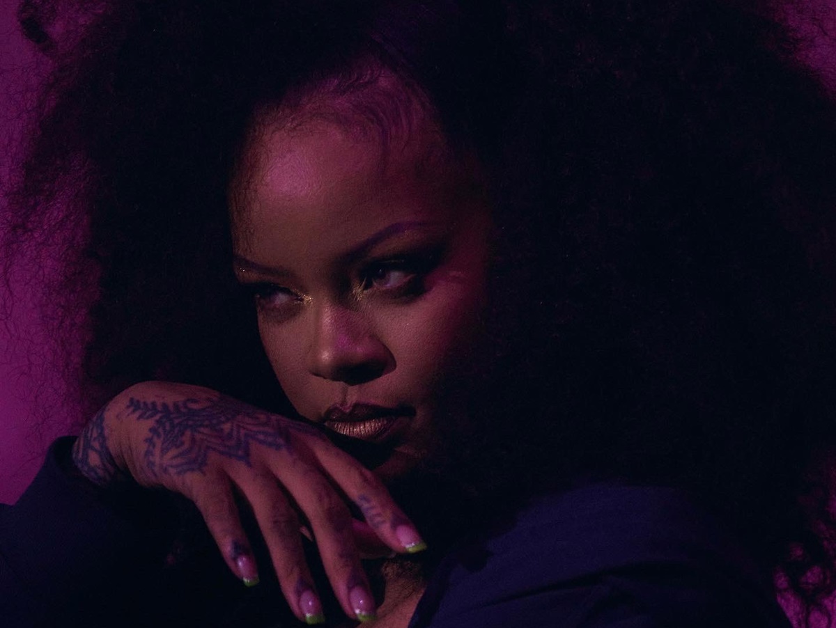 Casa de Rihanna é alvo de tiros durante incidente em Beverly Hills; entenda!