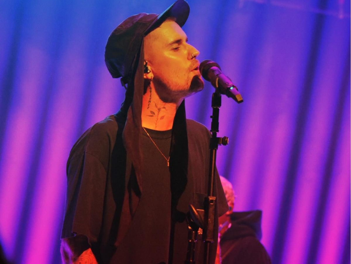 Justin Bieber passa som para Coachella e fãs anotam músicas da setlist