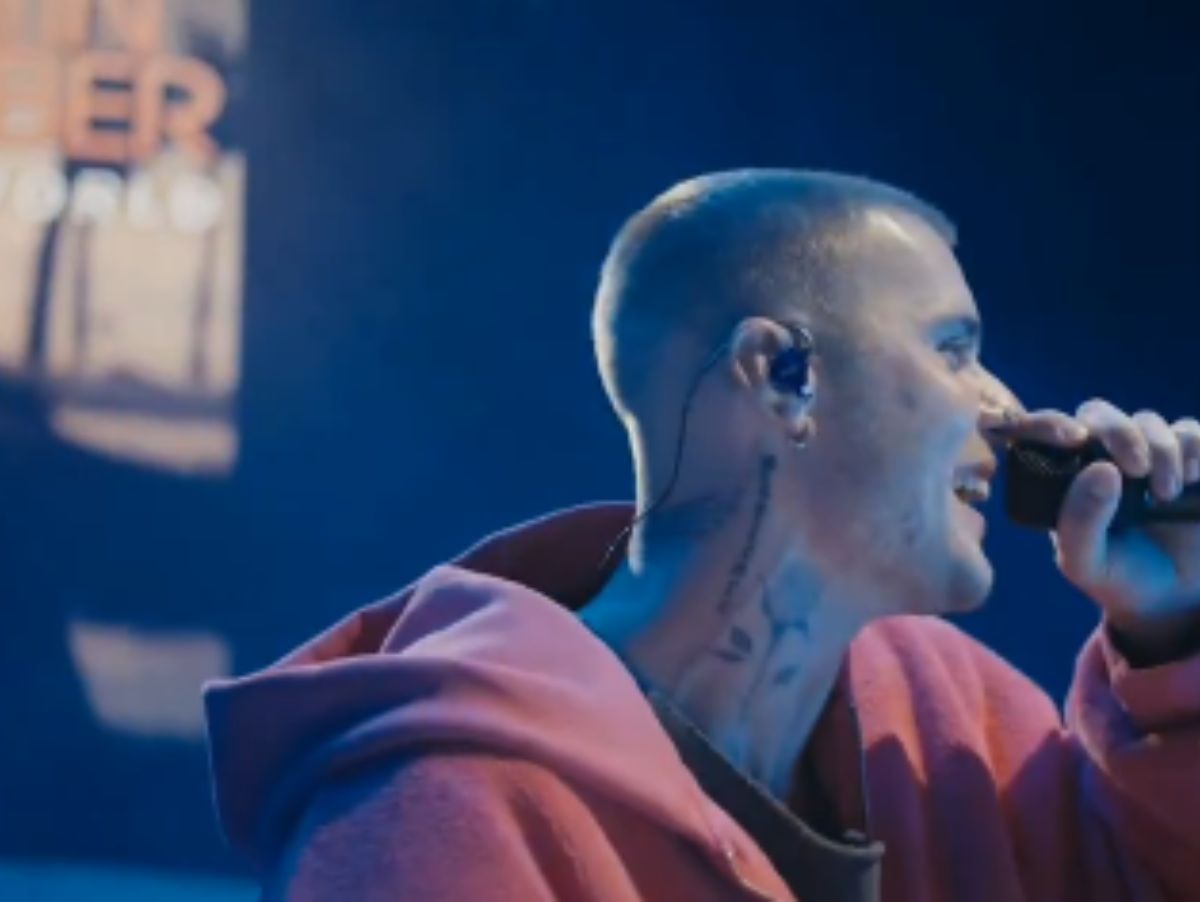 Justin Bieber no Coachella: cantor retorna aos palcos com show nostálgico