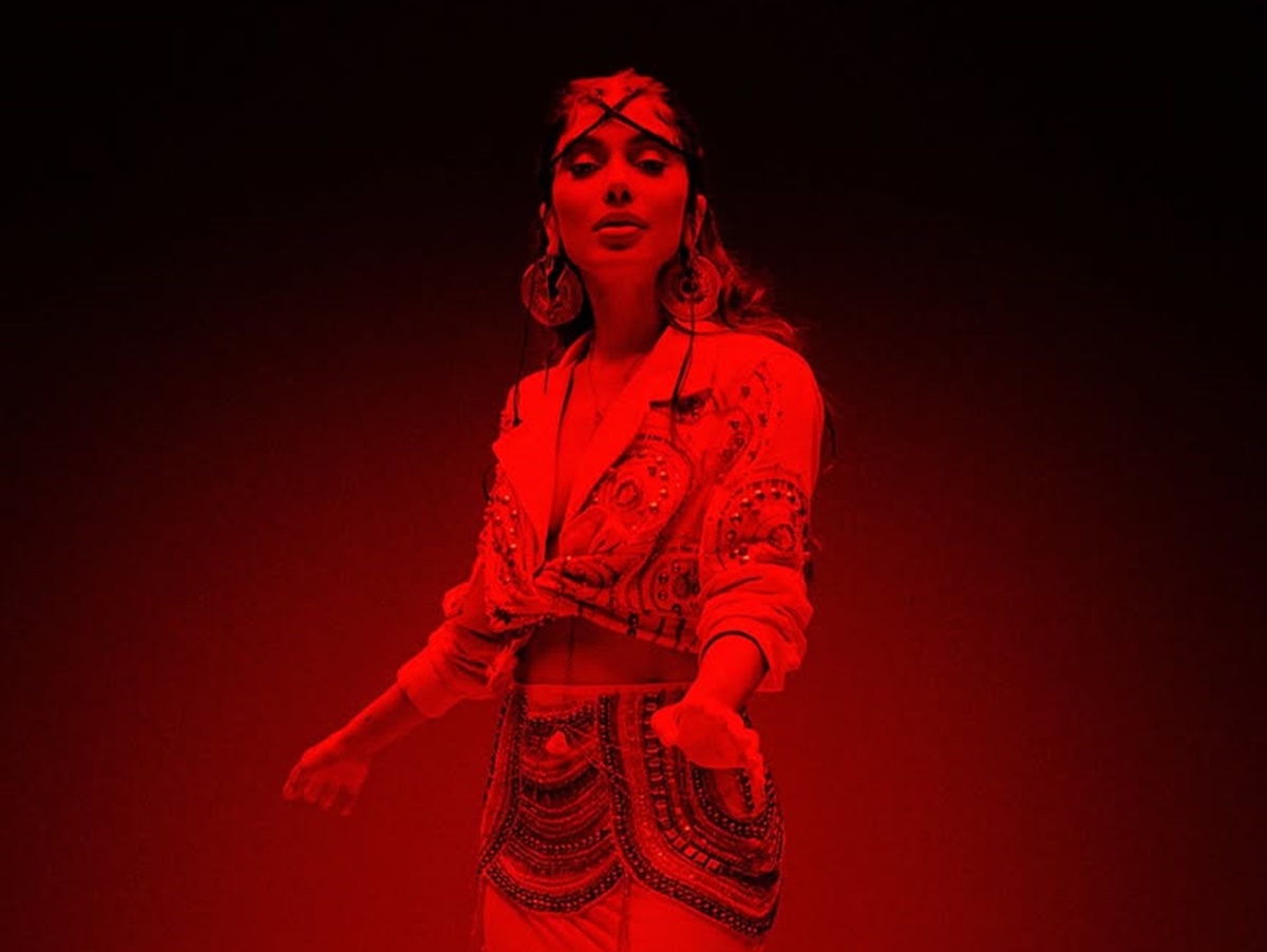 Anitta define capa do álbum com ajuda de fãs e resultado surpreende