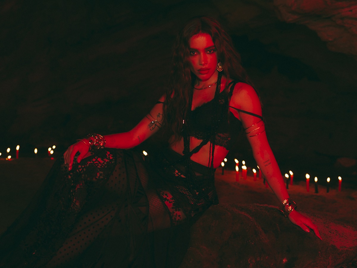 Anitta vai fazer mais clipes para a era "EQUILIBRIVM"? Ela responde!