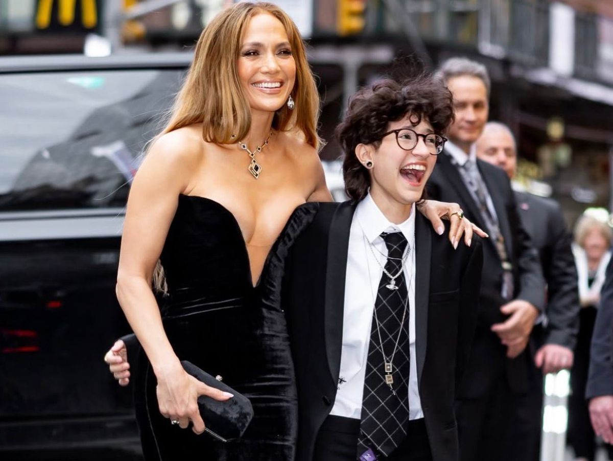 Filhe não binárie de Jennifer Lopez anuncia escolha de novo nome