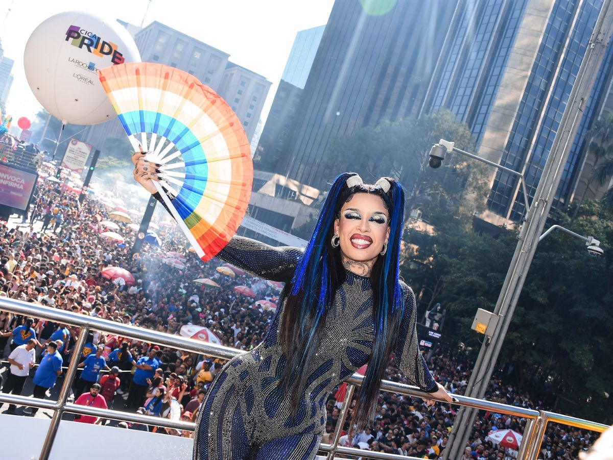 Parada LGBT+ de São Paulo: confira fotos e looks do evento