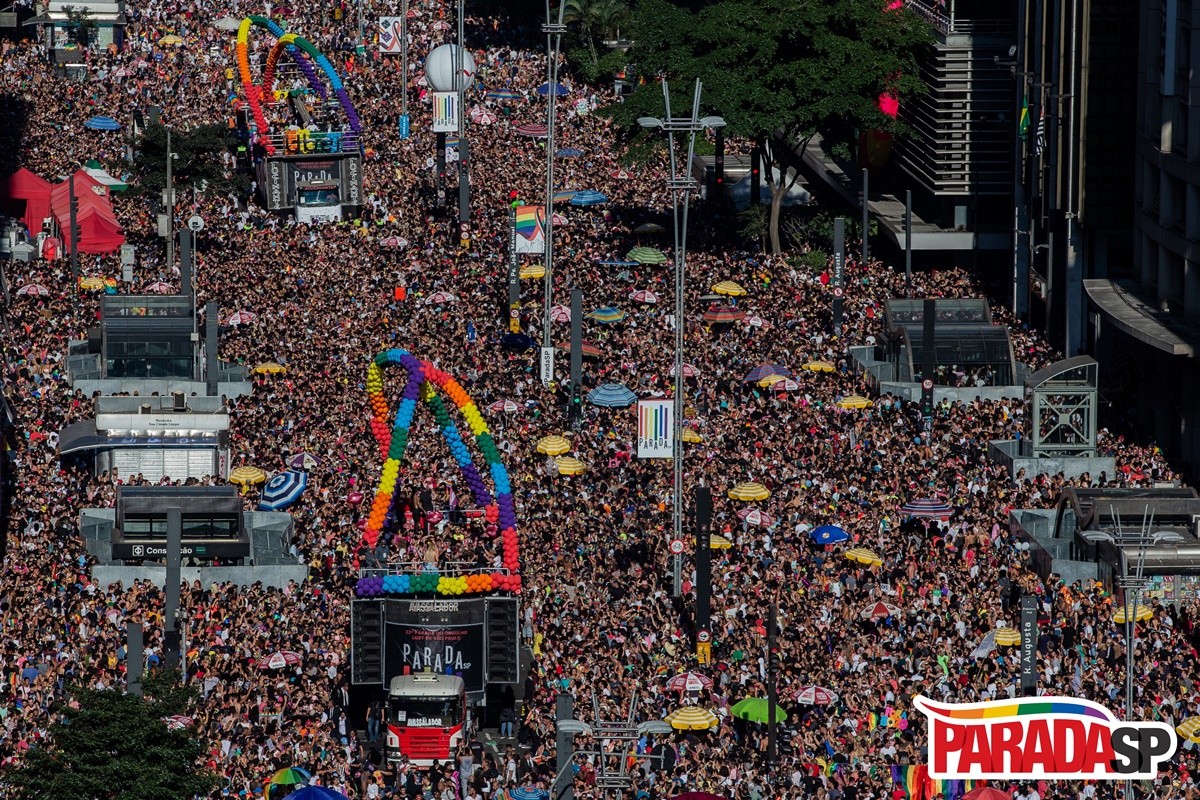 Anitta e Ludmilla dão opinião sobre falta de apoio à Parada do Orgulho LGBT+ de SP